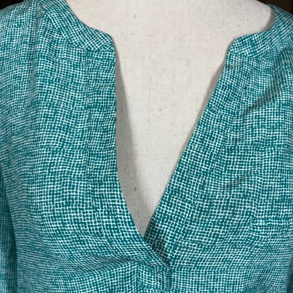 Joie Revolve SILK Marsher Textural Print Blouse in Juniper Blue Green Sm - Picture 4 of 14
